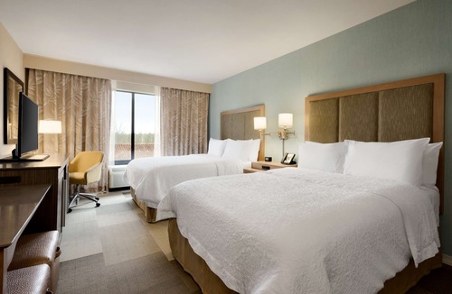 Monroe Hotel | Hampton Inn & Suites Monroe