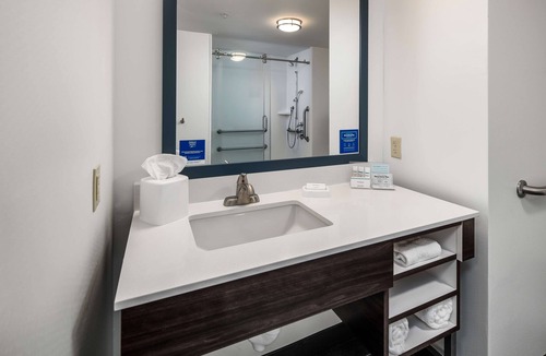 Navarre Hotel | Hampton Inn & Suites Navarre