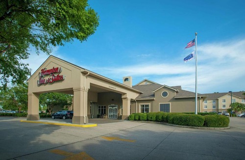 Elmwood Hotel | Hampton Inn & Suites New Orleans/Elmwood