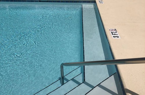 Mexico Beach Cottage | 🏖✈️ Hangar #13 ✈️🏖Pool! Pet Friendly Cottage in Mexico Beach 🐾 🐾