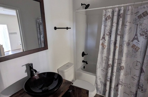Port St. Joe House | Hangar Hideaway - Stay at a grass runway