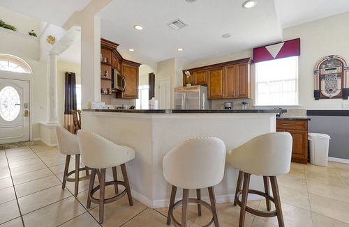 Hillcrest Estates House | Happy Planet!