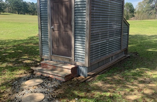 Gilmer Cabin | Hat & Star Ranch - One of a kind Get Away