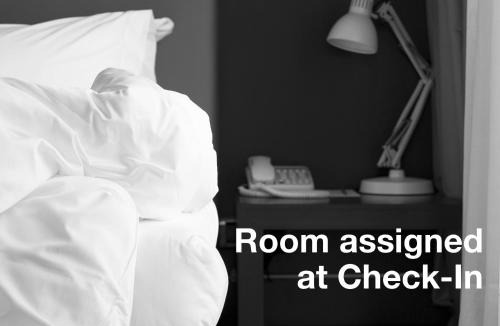 Upper Grand Lagoon Hotel | Hawthorn Extended Stay by Wyndham Panama City Beach
