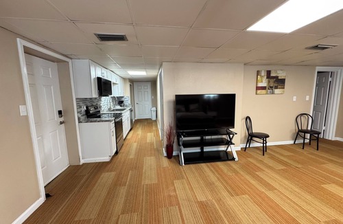 Marianna Apartment | Heading gym 1-bedroom apartment, next to the caverns state park in Marianna FL