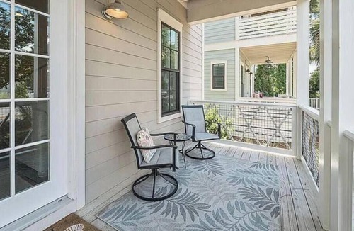 Lakeside at Blue Mountain Beach House | Heart of Blue Mountain Beach~4bd/4ba~Salt and Light