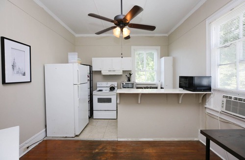 Downtown Apartment | Heart of North Hill: Pensacola Downtown, Beach!