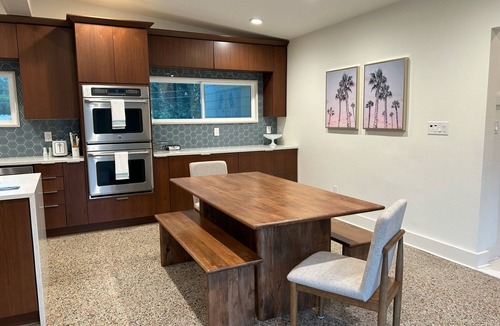Pensacola House | Heated Pool Home. 7 Mins to the Beach! Arcade. Perfect retreat rain or shine!