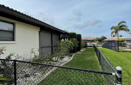 Punta Gorda House | HEATED POOL NO XTRA CHARGE, Prime Location, Walk 2 Fisherman's Village/Downtown