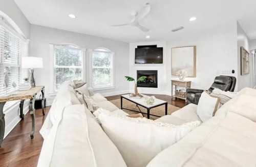 Seagrove Beach Villa | Heated Pool| Private Beach (under 2 min walk) |Gated Community