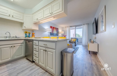 North West Florida Condo | Hello Sunshine, 60 yards from the beach