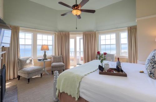 Crystal Beach Resort | Henderson Park Inn