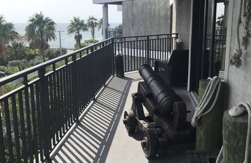 Key West Condo | Henry's Penthouse on the Ocean in Key West - weekly/nightly rentals
