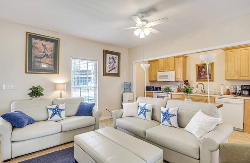 Old Town House | Heron House - Beach, Fishing Pier, Boat Launch