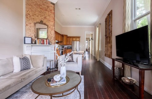 Faubourg Delachaise House | HGTV-home in Garden District, steps to Magazine St., Elegance on Magazine St. as seen on HGTV