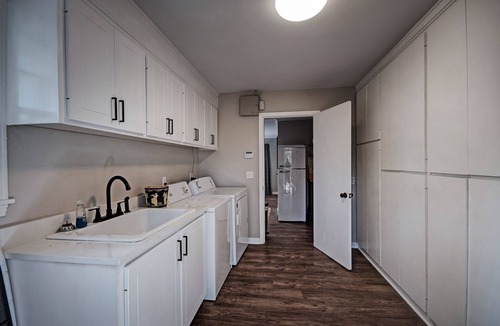Tougaloo Apartment | Hickory Suite: Luxury Studio in Safe/Central Location by WholeFoods & Hospitals