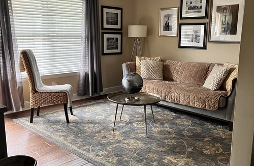 Birmingham Apartment | Highland Suite 102