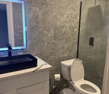 South Central Houston Apartment | Hip & Quirky Montrose Flat with Pool Access & Parking