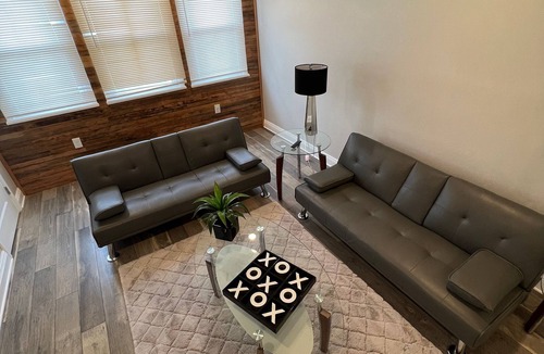 Dixon House | His and Hers Uptown Palace