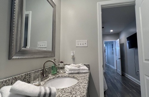Dixon House | His and Hers Uptown Palace