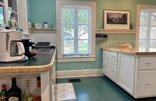 Dunedin House | Historic 1922 Home Walk to Downtown & Blue Jays! 3BR/3BA