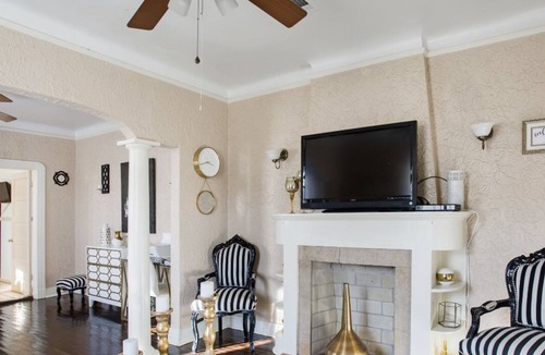 Saint Claude House | Historic 2BD Vintage New Orleans Home 2.2 Miles From French Quarter & Bourbon St
