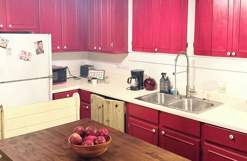 Aberdeen House | Historic Aberdeen Vacation Home w/Yard!