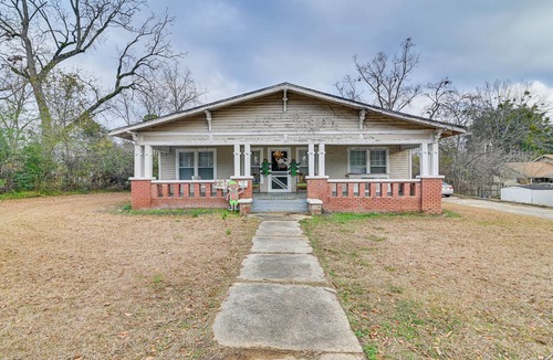 Aberdeen House | Historic Aberdeen Vacation Home w/Yard!
