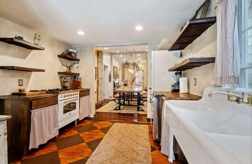 Faubourg Marigny Bed & Breakfast | Historic Cottages with Tropical Pool, Hot Tub