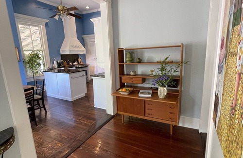 Natchez House | Historic Home on Mississippi River with Live Oaks 2 minutes from Main Street!