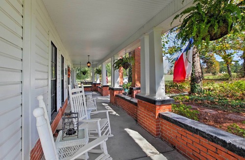Huntington Cottage | Historic Huntington Home w/Pond & Flower Gardens!