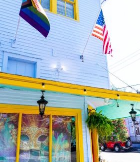 Faubourg Marigny Hotel | Historic Mardi Gras Inn