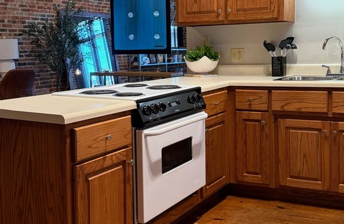 Columbus Apartment | Historic Media Loft in Downtown Columbus - Newly Renovated - Walk Everywhere