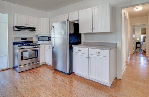 Old Town House | Historic Old Town Cottage w/ Golf Cart
