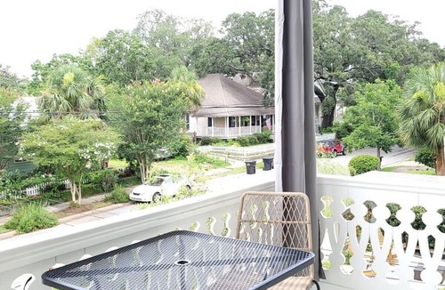 Old East Hill Apartment | Historic Pensacola Stay | Summer Ready Suite 3