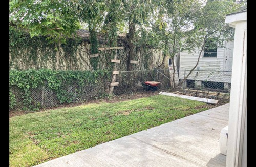 Broadmoor House | Historic Shotgun Double Near Superdome