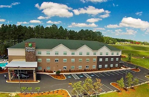 De Funiak Springs Hotel | Holiday Inn Express Defuniak Springs, an IHG Hotel