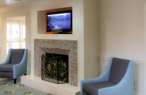 Vicksburg Hotel | Holiday Inn Express & Suites Vicksburg, an IHG Hotel