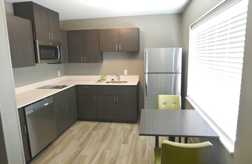 Pasadena Hotel | Holiday Inn Express And Suites Pasadena Houston Southeast by IHG