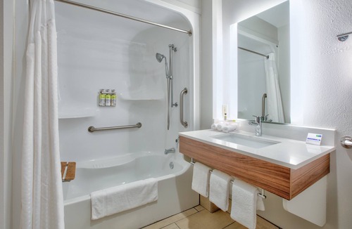 Hope Hotel | Holiday Inn Express Hope by IHG