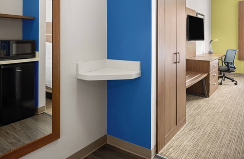 New Iberia Hotel | Holiday Inn Express Hotel & Suites New Iberia - Avery Island by IHG