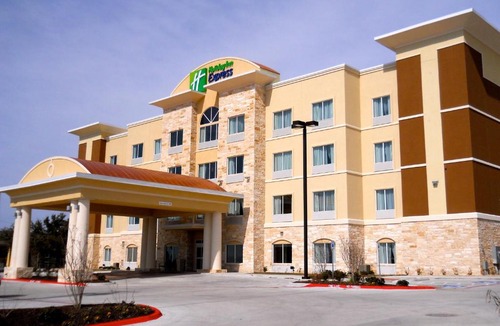 Temple Hotel | Holiday Inn Express Hotel & Suites Temple-Medical Center Area by IHG