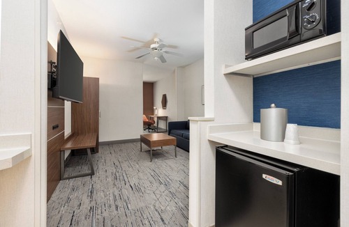 Jasper Hotel | Holiday Inn Express Suites Jasper by IHG