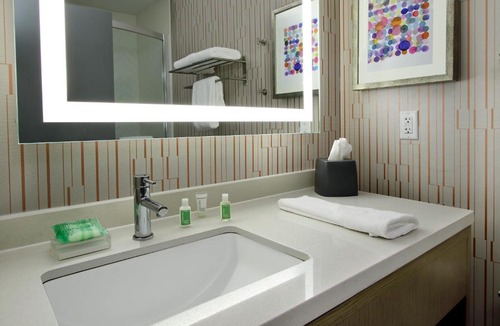 Hattiesburg Hotel | Holiday Inn Hattiesburg - North by IHG