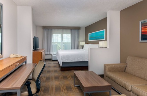 Doral Hotel | Holiday Inn Miami-Doral Area by IHG