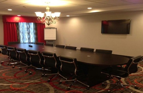 Lafayette Hotel | Holiday Inn & Suites Lafayette North by IHG