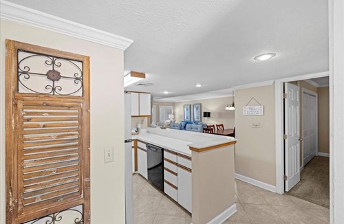 Holiday Isle Condo | Holiday Surf Unit 523