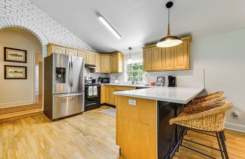 Bay St Louis Cottage | Home 2 Mi to Beach & Old Town Bay St Louis!