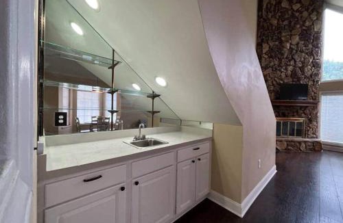 Flowood Apartment | Home Away From Home