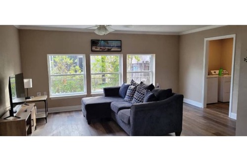 Bellview House | Home in Pensacola family friendly